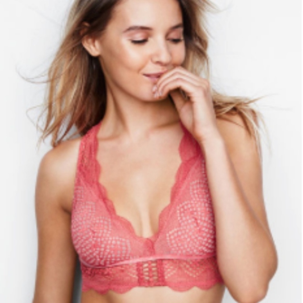 BUY 1 GET 1 FREENWT VICTORIA SECRET ORANGE/RED BRA